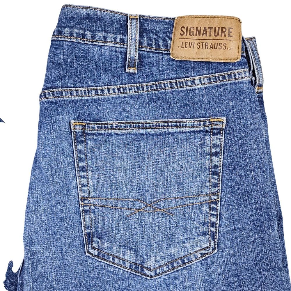 Signature by Levi Strauss Mens Bootcut Jeans Medium Wash Blue W40 L30‎ Stretch - Picture 9 of 10